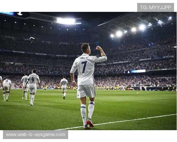 C罗插上抢断瞬间打出反击，葡萄牙前场节奏全面提速